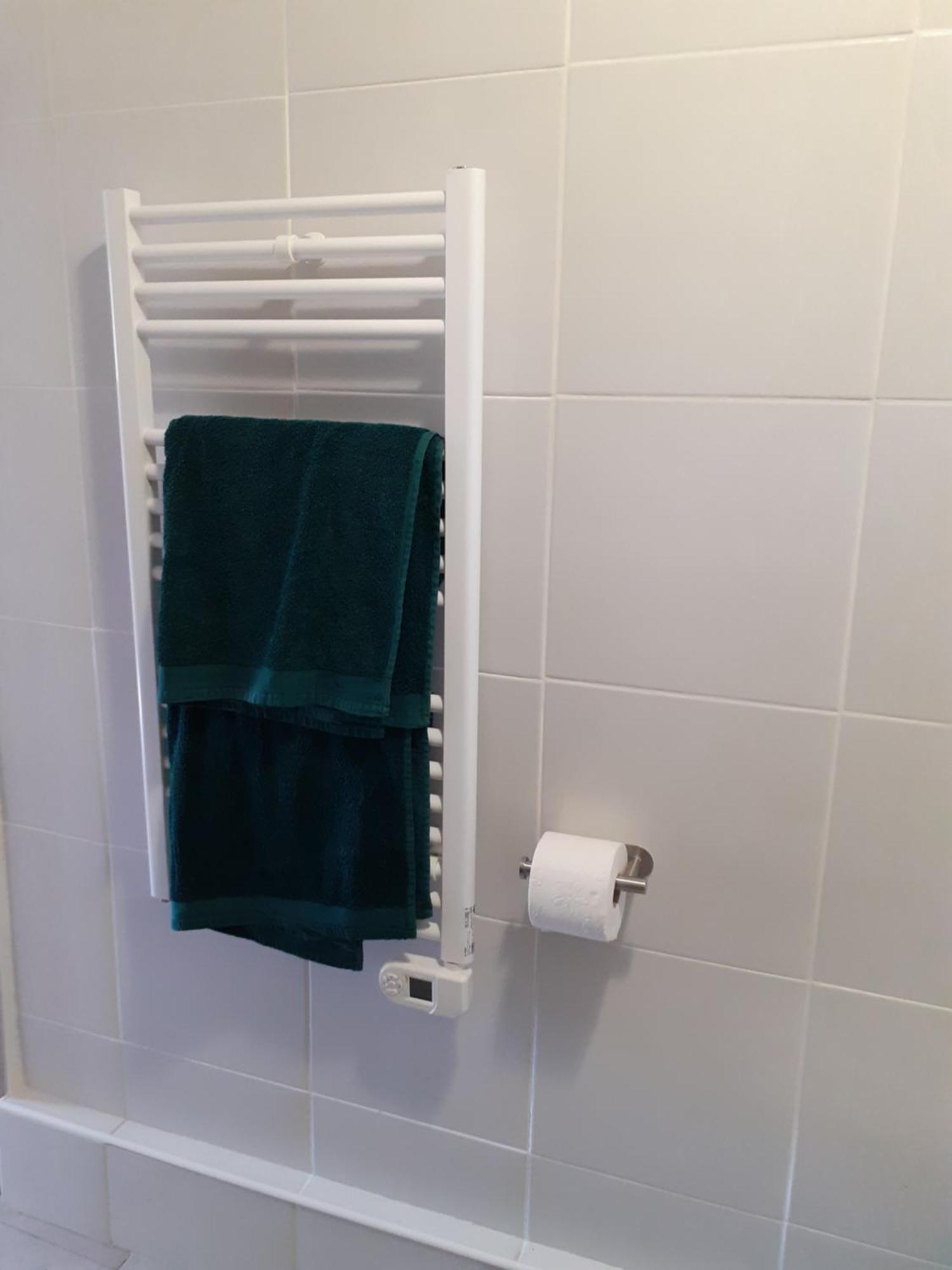 Wildberry Cottage Orgères-la-Roche エクステリア 写真